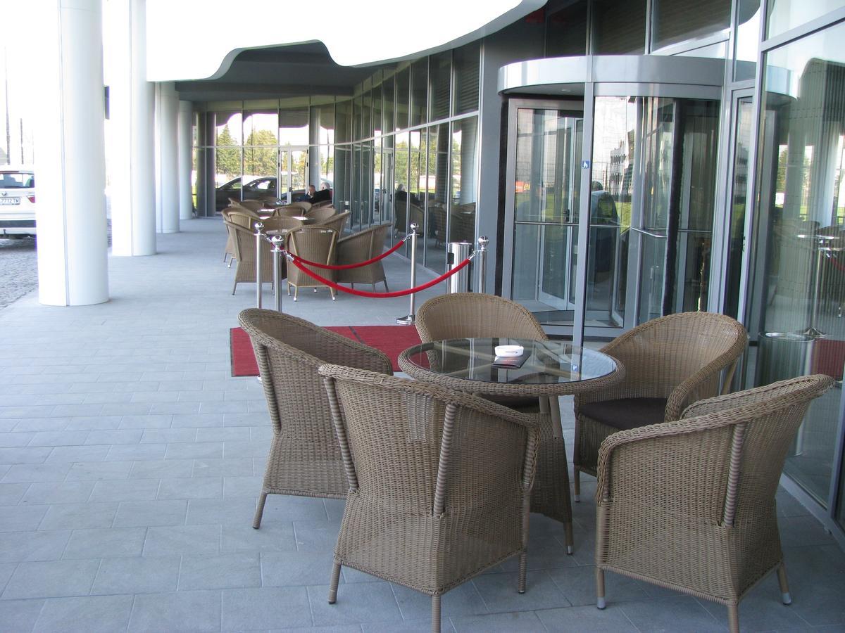Bon Bon Park Hotel & Spa Boyana Sofia Exterior photo